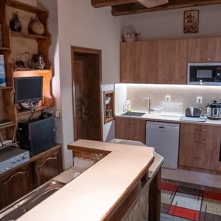 костовският * 체페레리